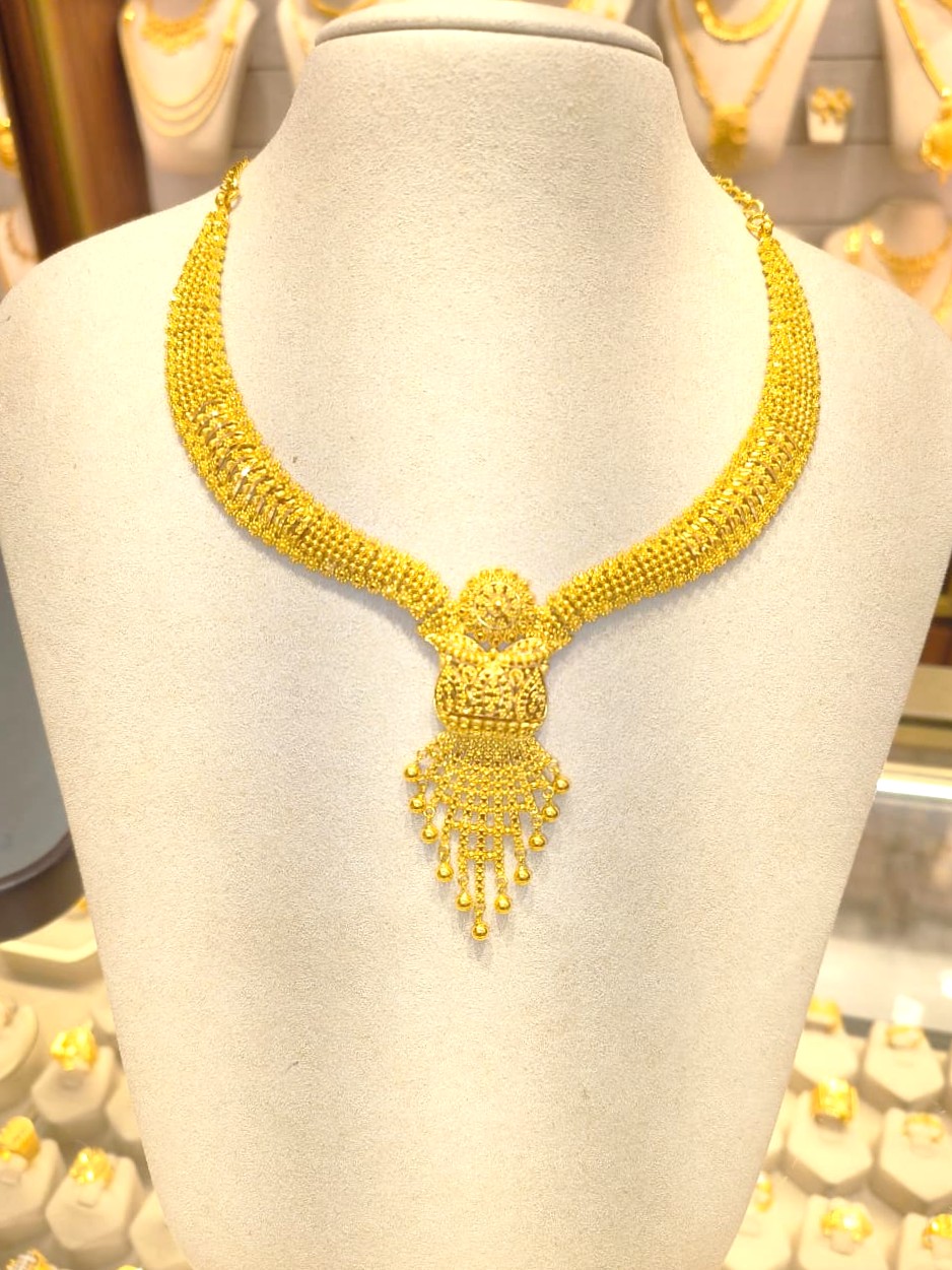 Neckpiece