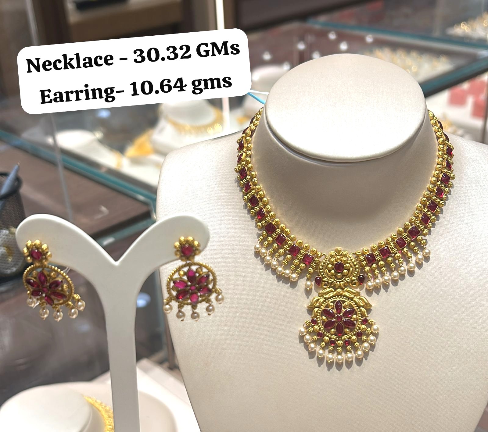 Necklace set
