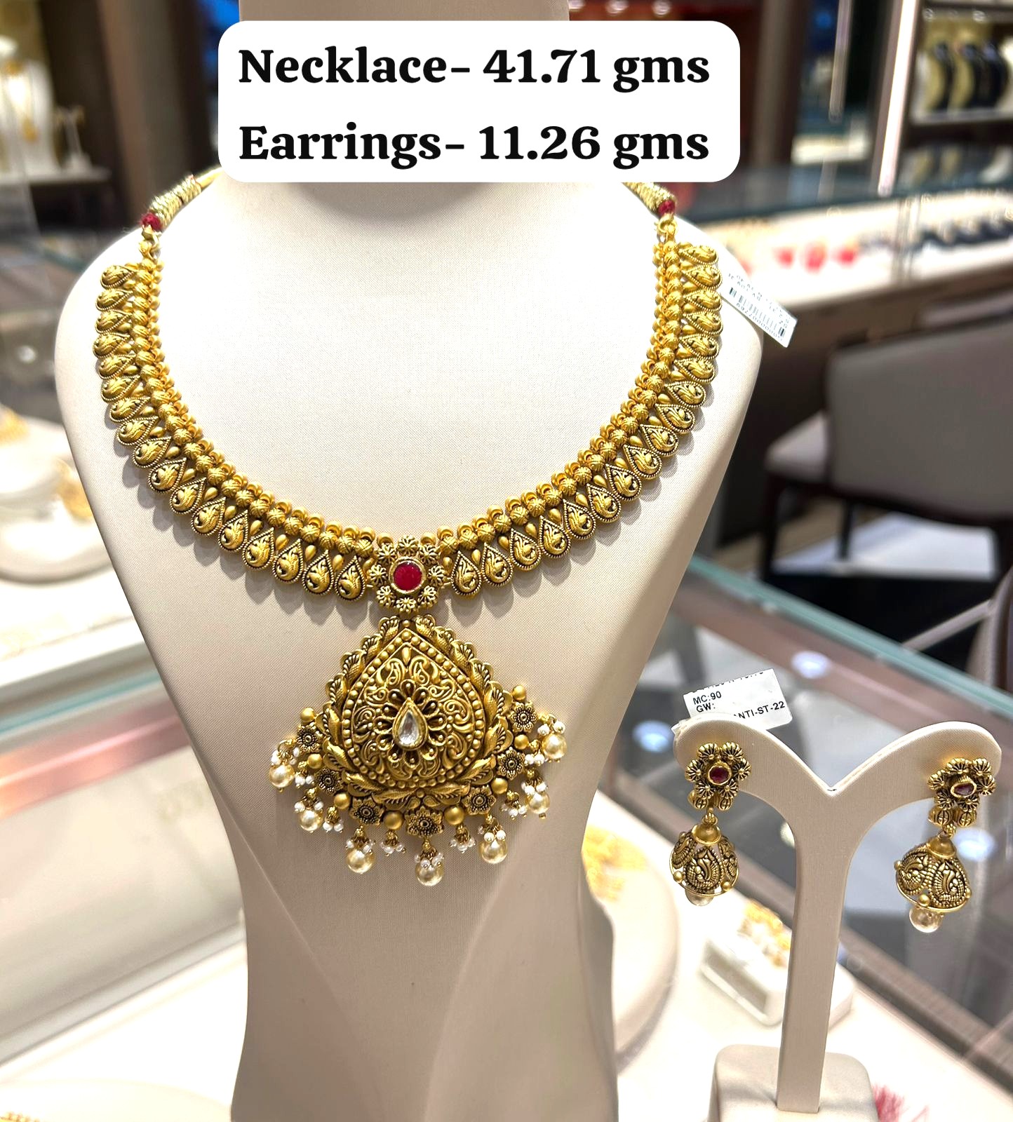 Necklace set