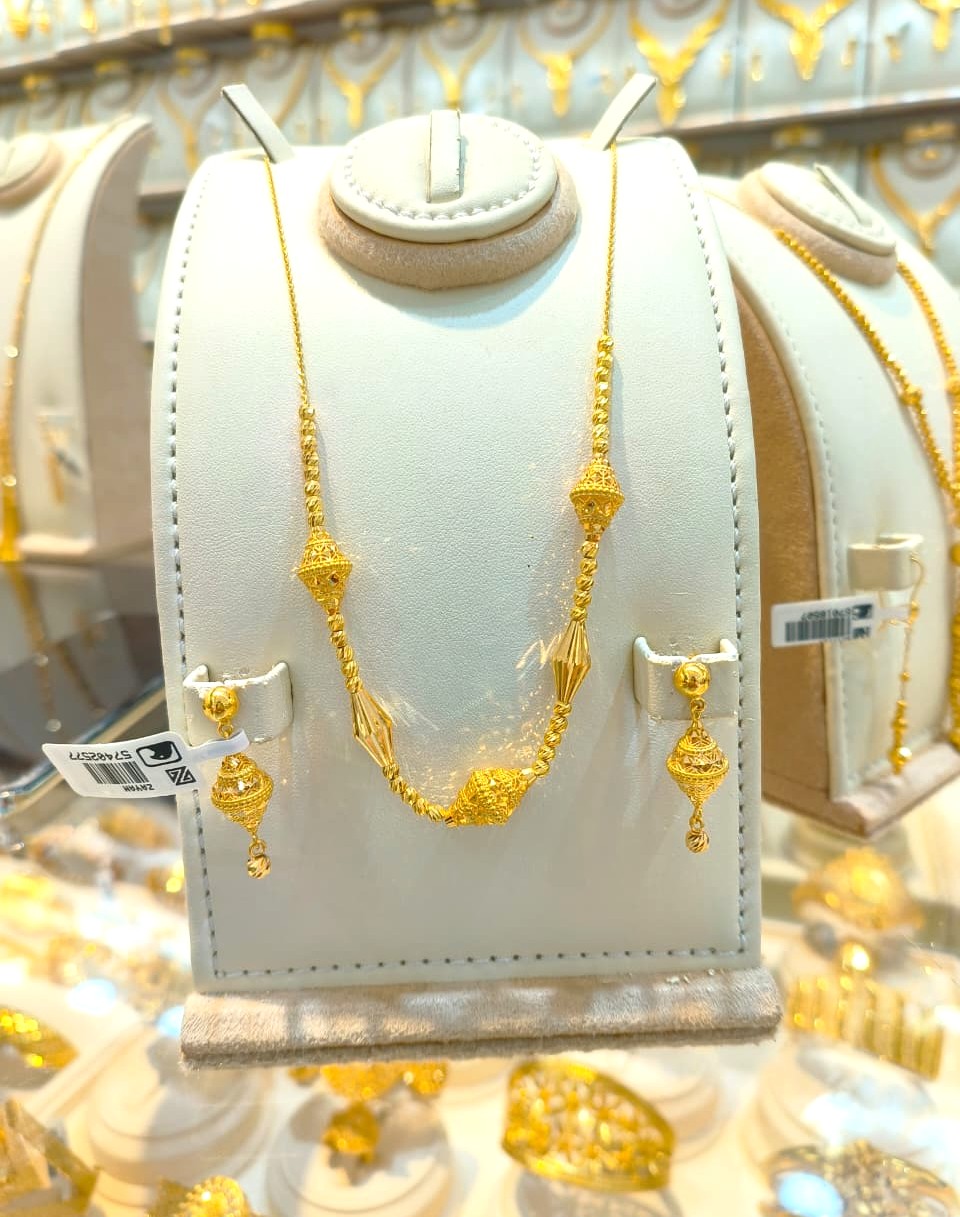 Necklace set